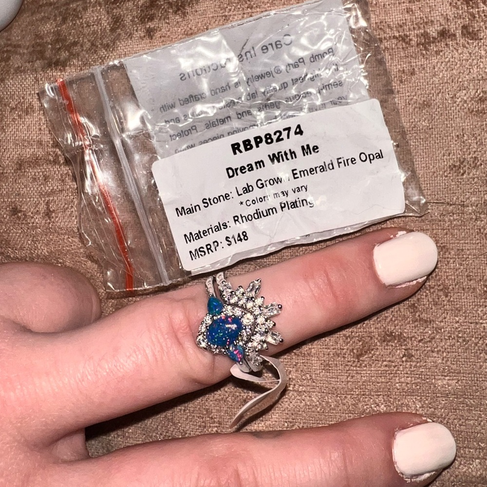 Bomb party October 2024 size 7 ring!